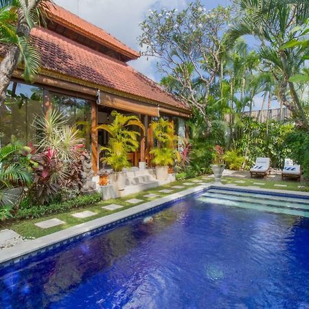 Villa Istana 1 Seminyak Esterno foto